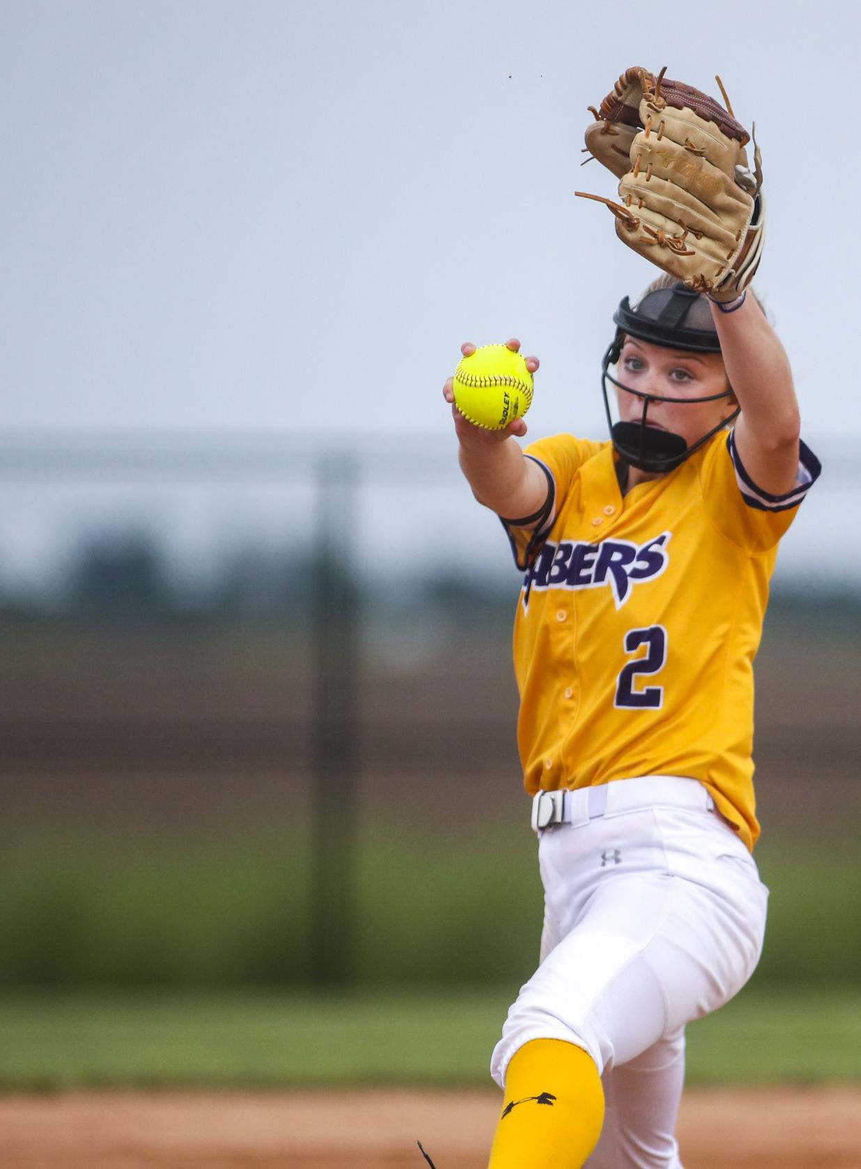 061819-qct-spt-dewitt-softball-001